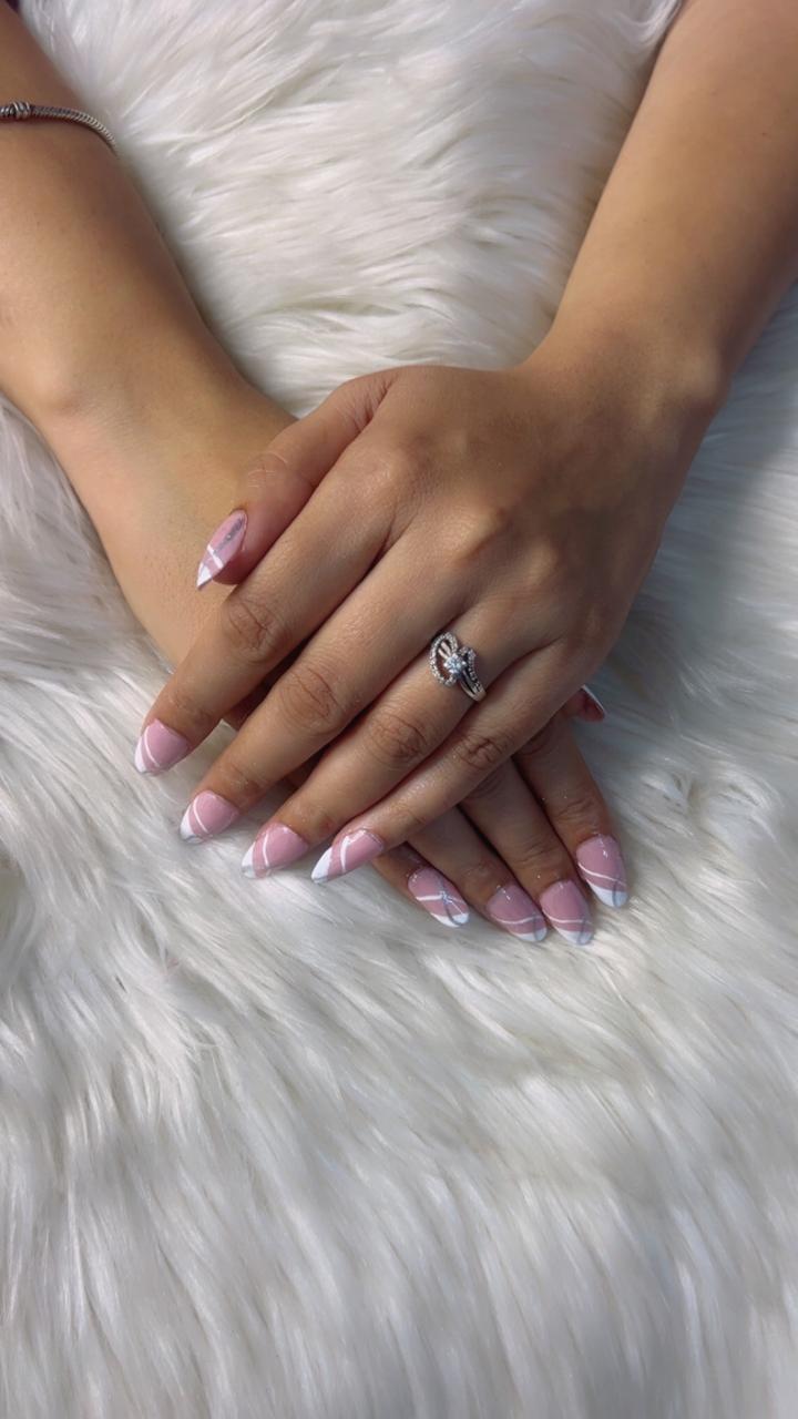 Bridal press-on nails India